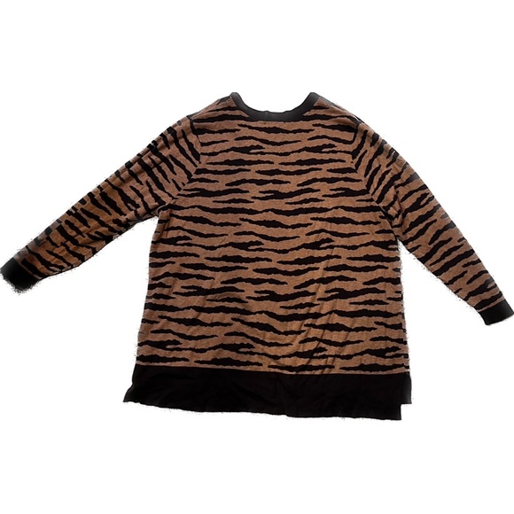 🐆 Lands End 2X Tiger Print Sweater - Picture 2 of 2